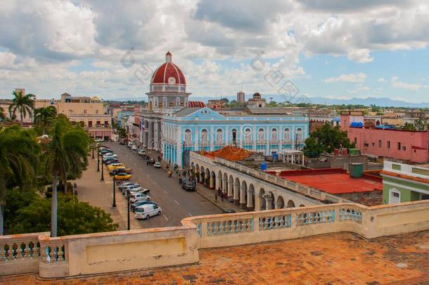 西恩富戈斯,古巴:指已提到的人古巴人看法关于指已提到的人城市从指已提到的人顶.municipal市政的