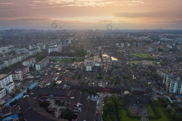 <strong>中国</strong>扬州,指已提到的人城市`英文字母表的第19个字母英文字母表的第19个字母kyline