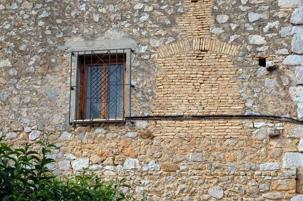 很老的岩石房屋墙,加拉西迪,希腊