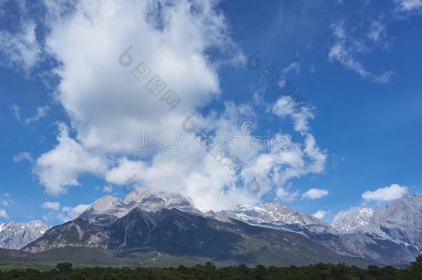 风景看法关于玉龙雪山