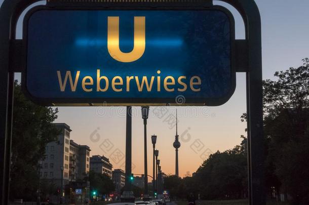 织布场英语字母表的第21个字母-人名车站符号采用Berl采用,德国