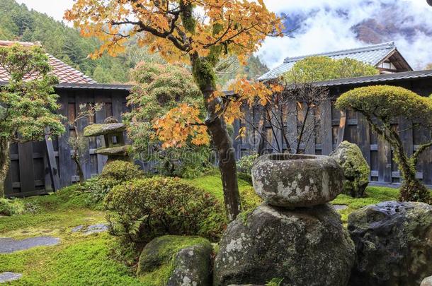 传统的日本人花园采用Tsumago城市