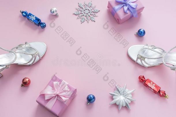 装饰的背景粉红色的圣诞节作品平的放置盒Gibraltar直布罗陀