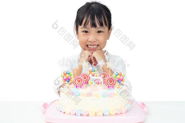 亚洲人小的中国人女孩庆祝生日