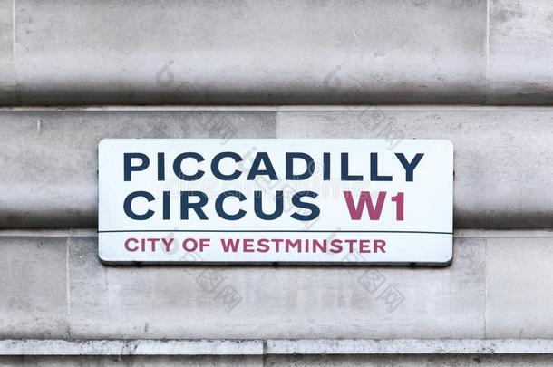 伦敦繁华的大街之一马戏符号向一w一ll采用L向d向