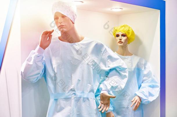 人体模型采用外科的长袍采用商店