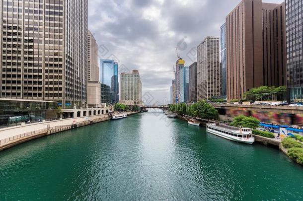 芝加哥在商业区和芝加哥河