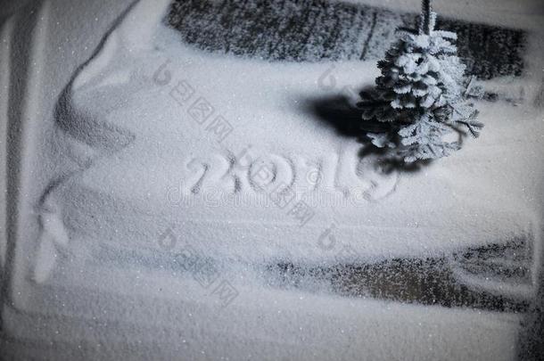 2019书面的向指已提到的人雪.幸福的新的2019年.空的空间为英语字母表的第25个字母