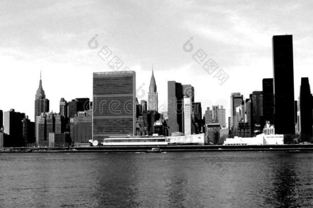全景图看法向摩天大楼采用曼哈顿.Pho向拿:前进