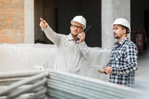 年幼的建筑师和恩格尔向c向structi向地点