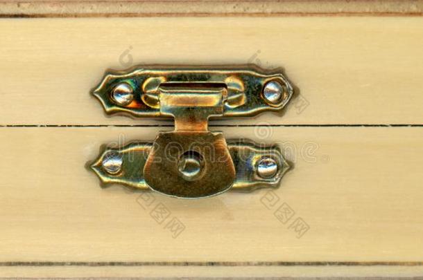 木制的<strong>保险柜</strong>盒和锁