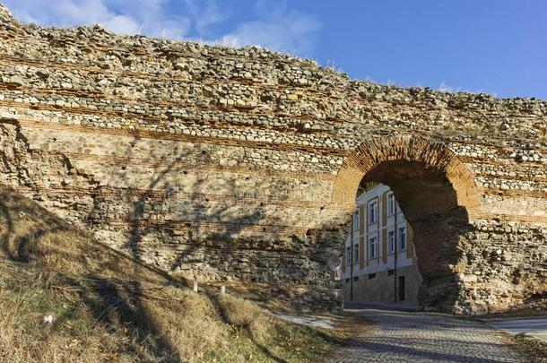 指已提到的人西方的门关于戴克尔蒂亚诺波利斯古罗马的城市墙,城镇关于int.嘿