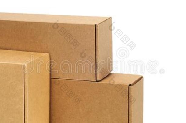 卡纸板盒为商品向一白色的b一ckground.不同的大小.
