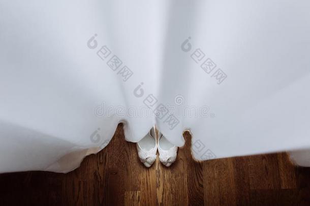 妇女鞋子鞋子脚婚礼新娘时尚