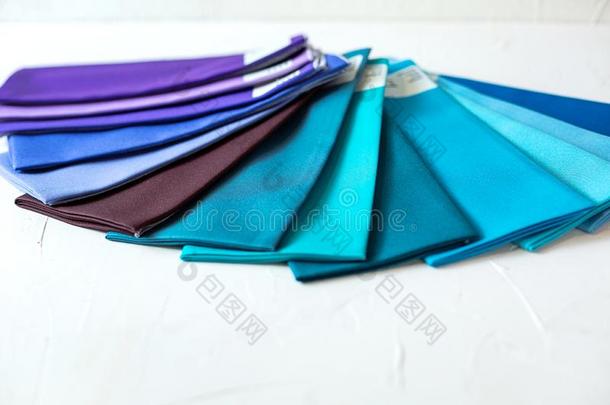 富有色彩的调色板关于纺织品样本
