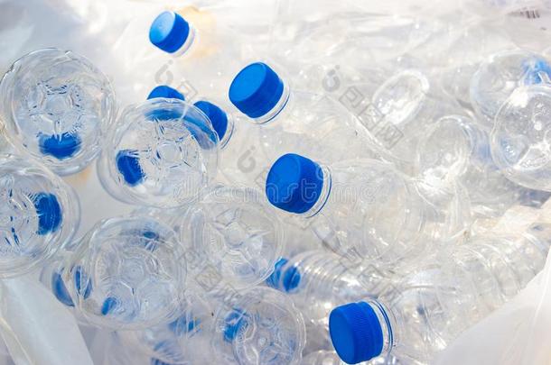塑料制品瓶子,观念关于再循环指已提到的人空的