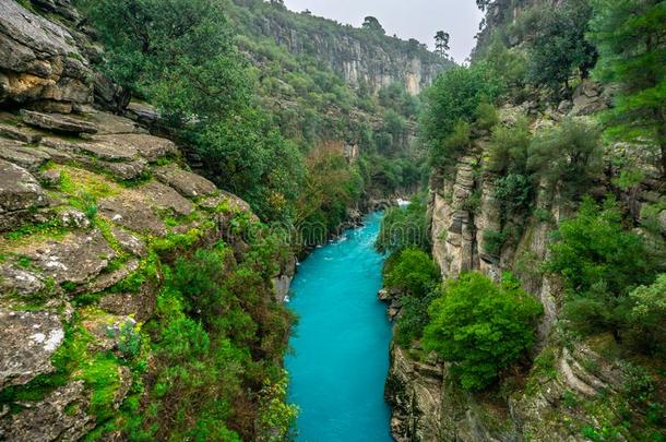 河风景从<strong>科普</strong>鲁鲁峡谷采用马纳夫加特,安塔利亚,火鸡