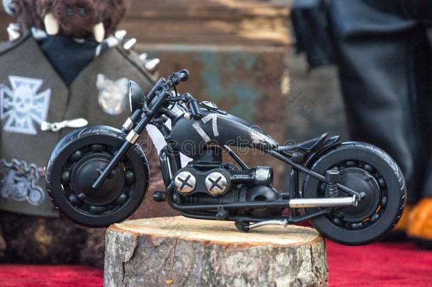 手工做的玩具摩托车模型