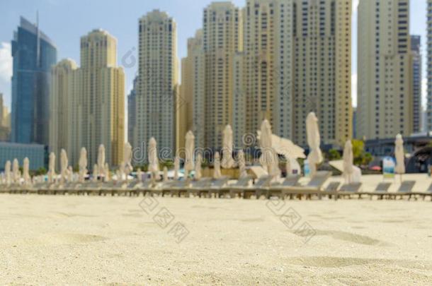 海滩和摩天<strong>大楼</strong>在朱美拉海滩采用迪拜mar采用a和桑布