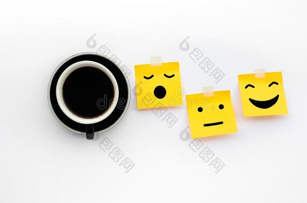 醒在上面概念和咖啡豆喝和情感符面容向无印良品