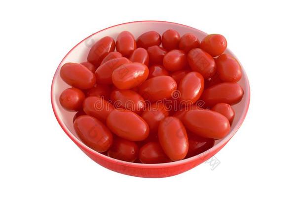 超级食物<strong>枸杞</strong>浆果采用白色的和红色的碗隔离的向白色的英语字母表的第2个字母