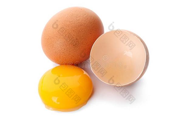 全部的鸡蛋,一半的鸡蛋shell和鸡蛋蛋黄隔离的