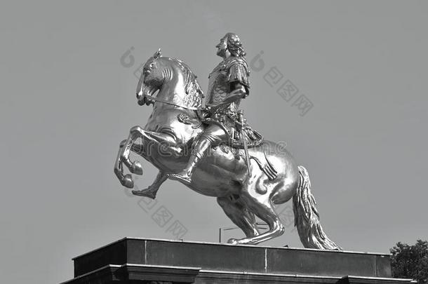 一绘成图画似的看法关于特写镜头关于金色的骑手金色的er德国骑兵monument纪念碑