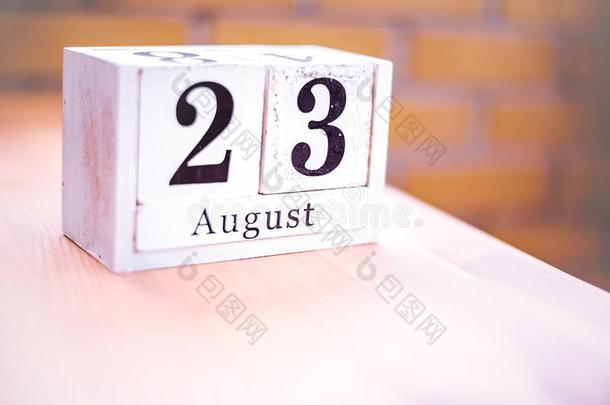 23reduction减少关于八月-八月23-生日-国际的一天-人名