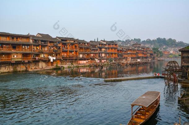 湖南湘西州凤凰古代的城市夏风景