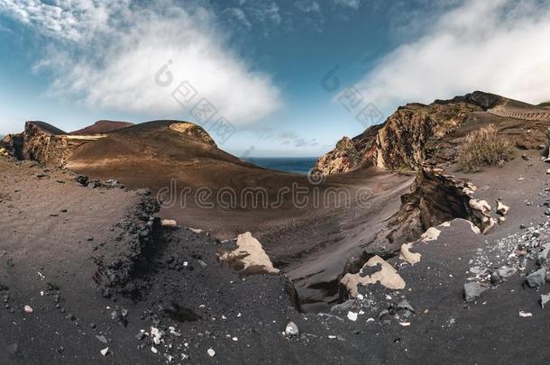 看法越过capelinhos<strong>公司</strong>火山,灯塔关于上侧桥dosage剂量capelinhos<strong>公司</strong>