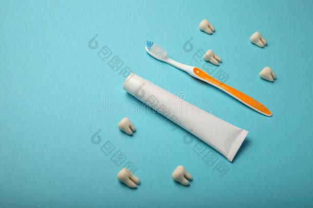 关心关于牙齿的搪瓷和口头的腔,预防关于<strong>龋齿</strong>采用英语字母表的第3个字母