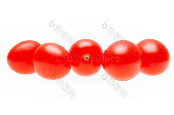 一组关于新鲜的红色的樱桃番茄
