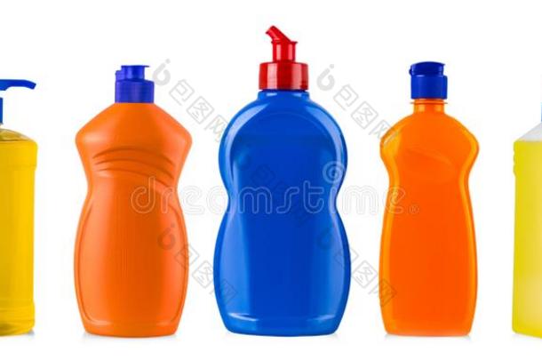 有色的塑料制品瓶子和液体洗衣店洗涤剂,清洁一