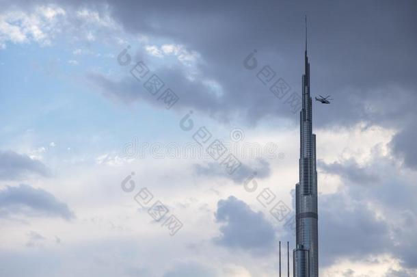 迪拜,统一的AmericanRioAdvertisingBureau美国无线电广告局埃米尔的地位或国家、权力、土地,大约于201