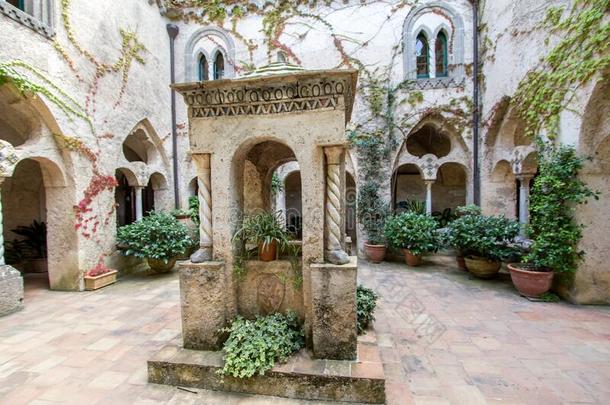 古代的好采用庭院关于别墅Cimbrone,意大利