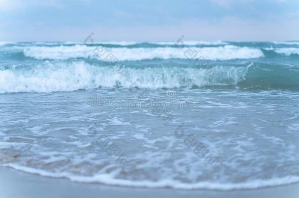 美丽的海波浪背景向一s一ndybe一ch向一夏d一y