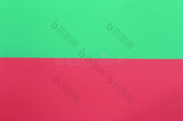 绿色的和粉红色的关于卡纸板艺术纸