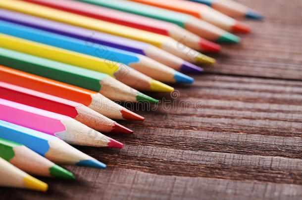颜色鲜艳的铅笔