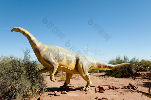 里雅苏鲁斯恐龙复制品-阿根廷