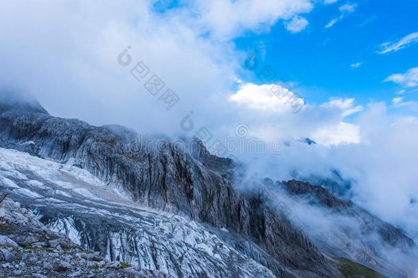 玉龙雪山