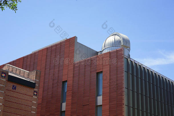 天文台在顶上学院的建筑物