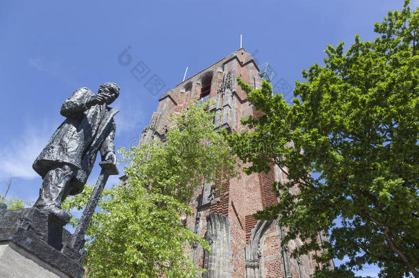 雕像关于特洛斯特拉紧接在后的向奥德霍夫向wer采用指已提到的人中心关于<strong>李小龙</strong>