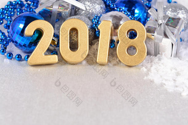 2018年金色的轮廓向指已提到的人背景关于圣诞节装饰
