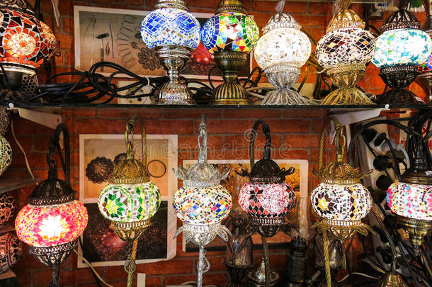 结晶灯为卖向指已提到的人宏大的街市在伊斯坦布尔