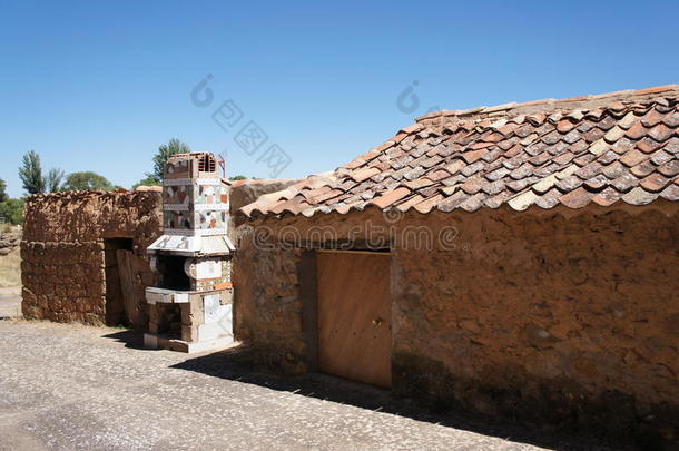 老的房屋采用西班牙的村民,房屋和<strong>陶</strong>器的<strong>炉</strong>
