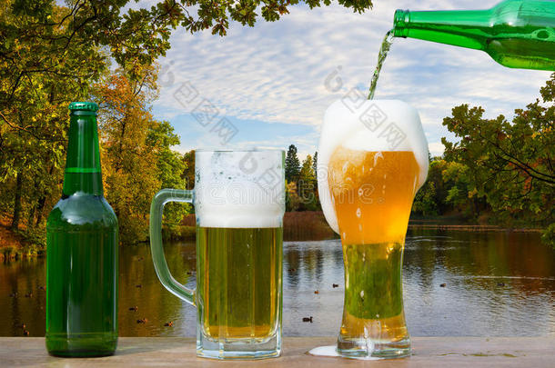 传布玻璃关于啤酒从瓶子