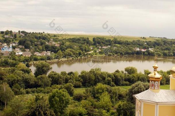 风景关于古代的乌克兰人村民Vyshnivets,西乌克兰