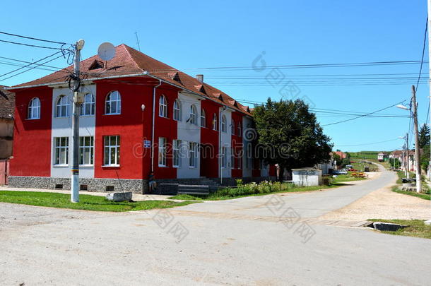 典型的风景采用指已提到的人村民汽车品牌名称--罗马尼亚,布拉索夫县,反式