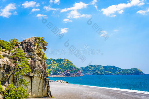 狮子岩石采用熊野,黑色亮漆