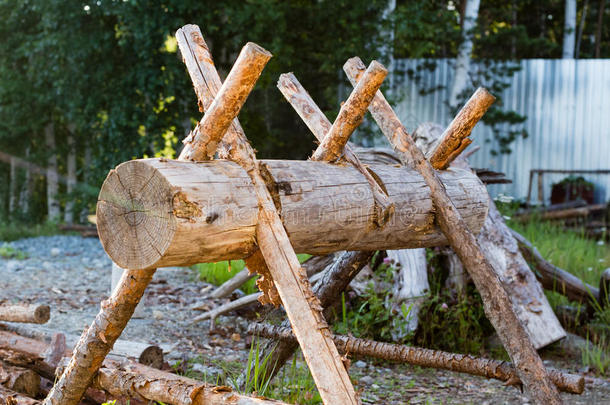 木制的装置为锋利的木柴和指已提到的人垛关于木制的练习用球瓶